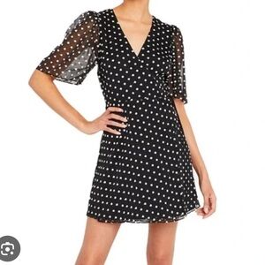 Alice + Olivia Black and White sheer Sleeve Sundress wrap dress size 4
